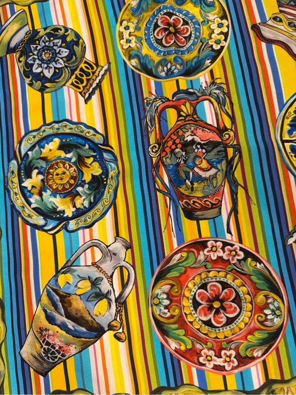 Dolce & Gabbana Majolica Pottery Print Silk Scarf 26x26 Made in Italy luxury - Picture 5 of 6